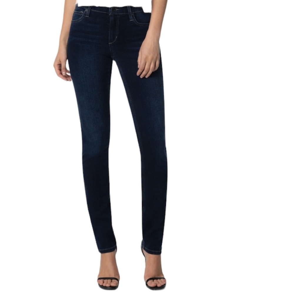 Never worn Joe’s Jeans Straight Leg Cigarette skinny jeans dark blue size 24